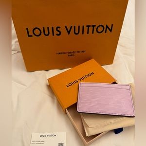 Authentic Brand New Louis Vuitton Card Holder Epi Leather